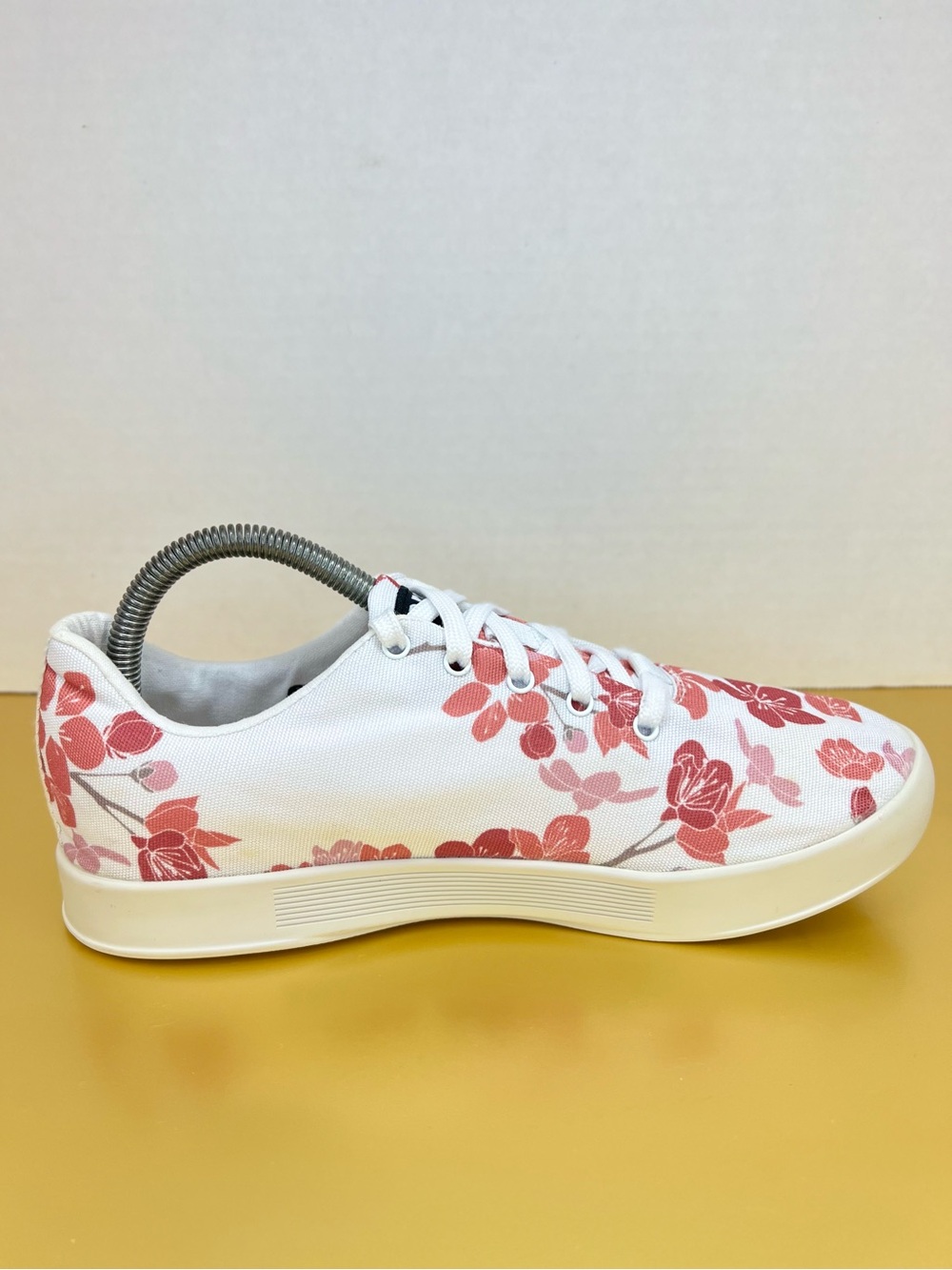 Nobull Canvas Trainer Low Cherry Blossom Sneakers WMNS 8.5 Very Clean NO INSOLES - Picture 8 of 15